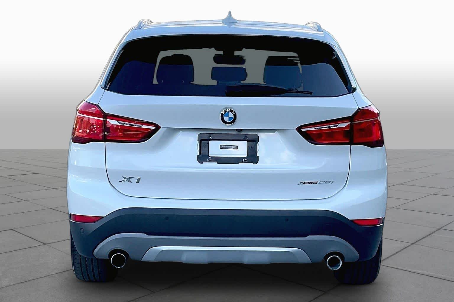 Used 2018 Mineral White Metallic BMW xDrive28i image 4