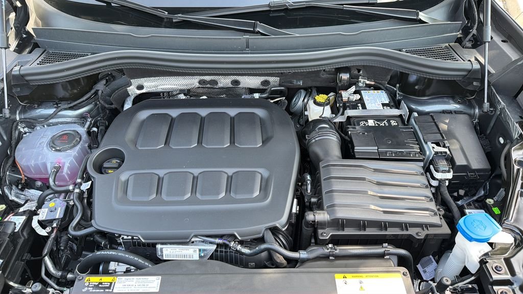 New 2026 Platinum Gray Metallic Volkswagen 2.0T SE image 28
