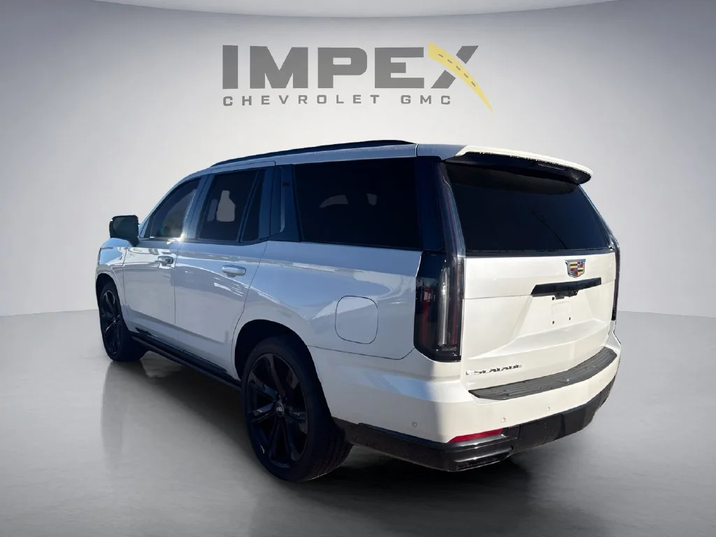 Used 2025 White Cadillac Sport Platinum image 3