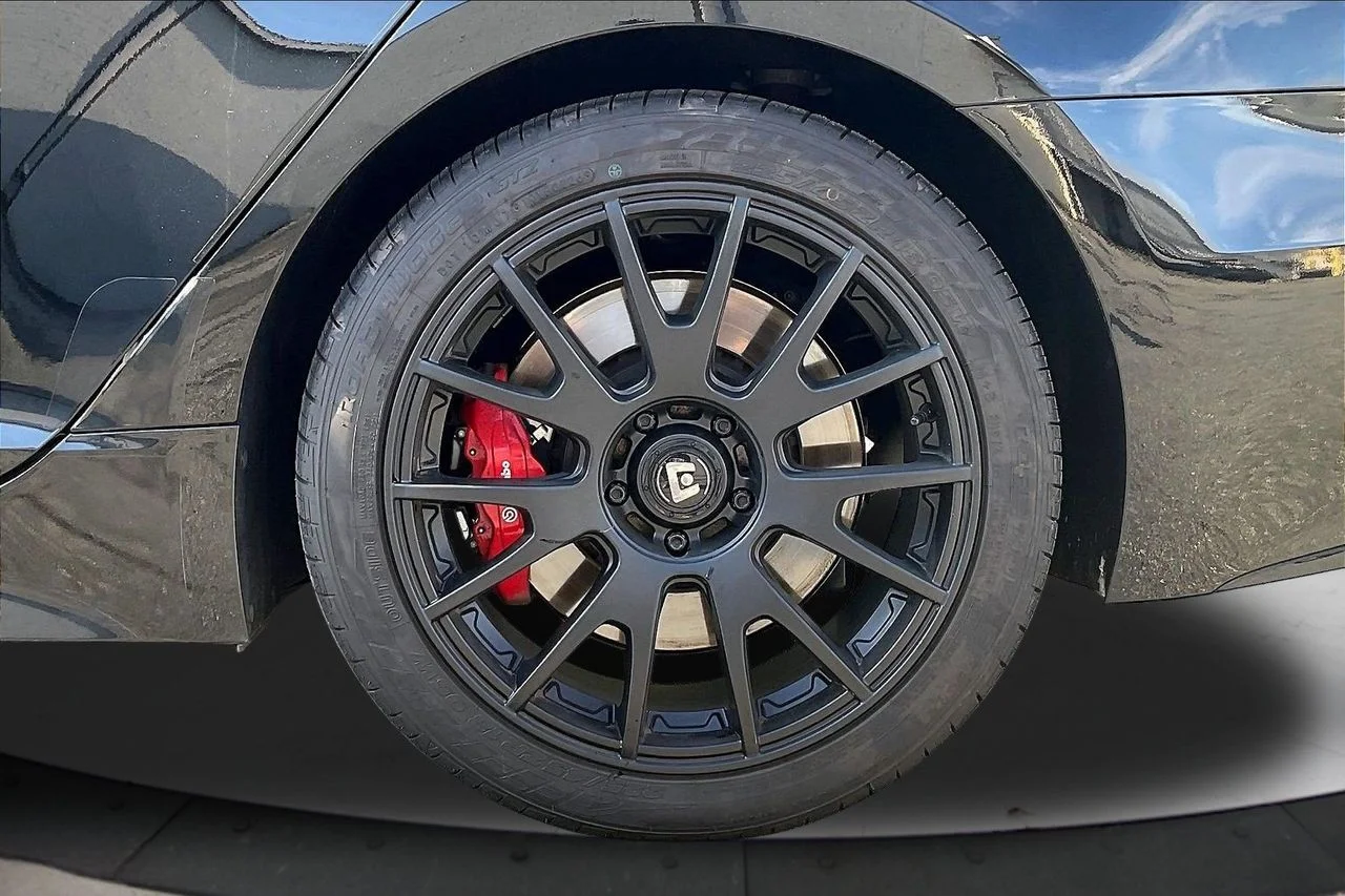 Used 2023 Black Kia GT-Line image 36