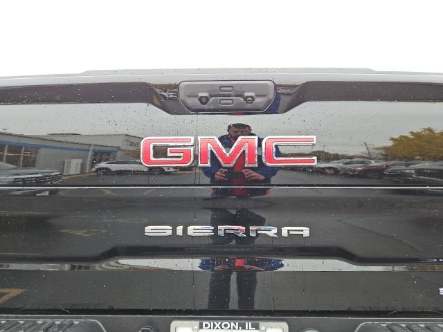 2026 GMC Sierra 1500 SLT - Photo 10
