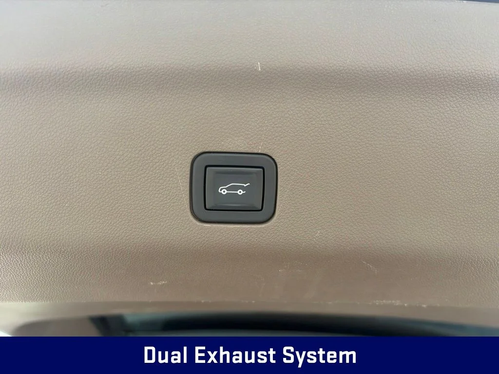 2021 GMC Yukon Denali - Photo 38