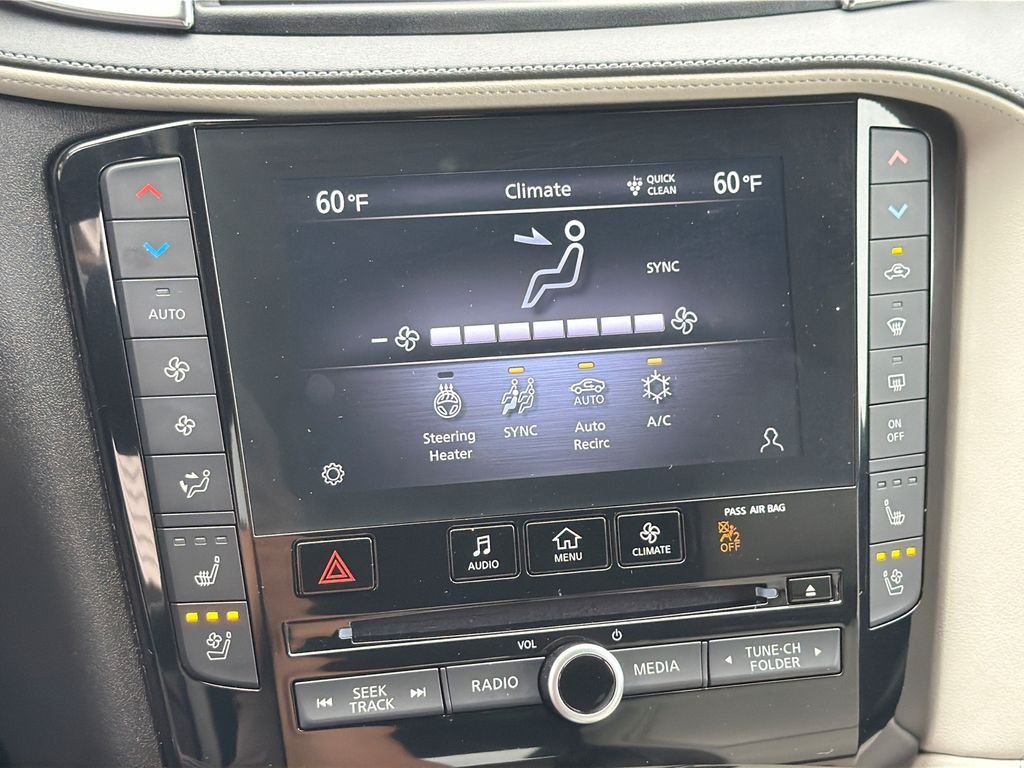 Used 2023 Gray INFINITI SENSORY image 17