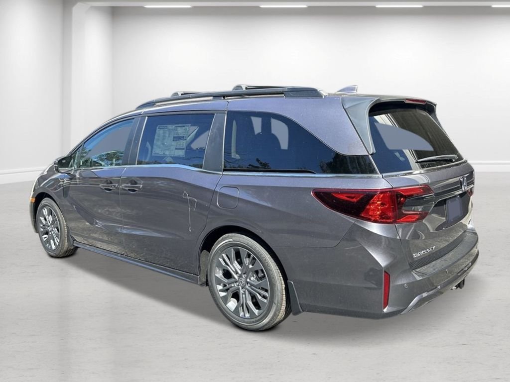 New 2026 Modern Steel Metallic Honda Touring image 3