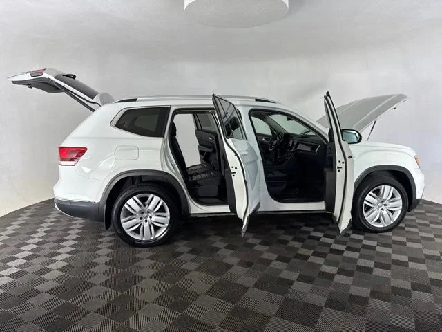 Used 2019 White Volkswagen SEL Premium image 13