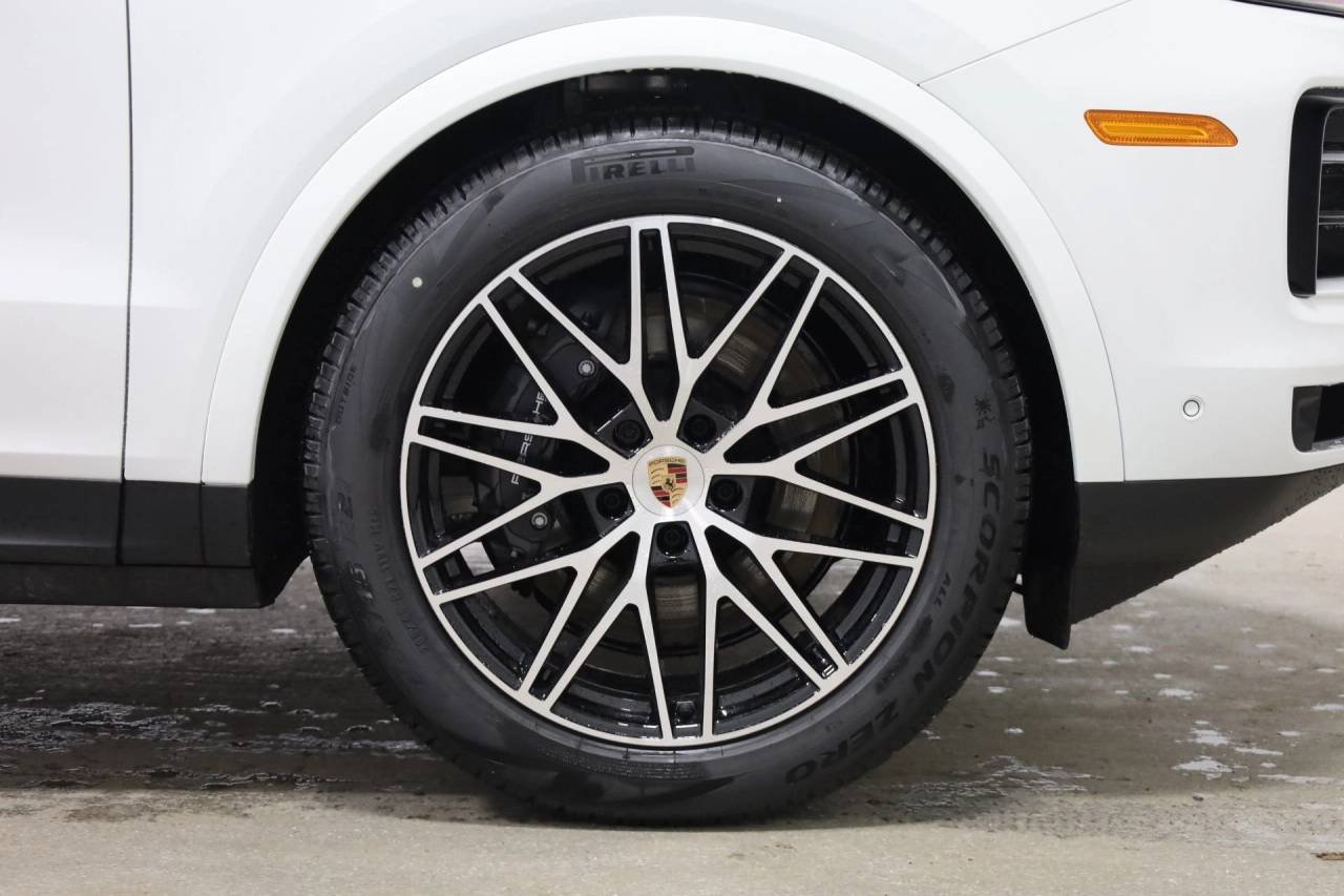 Used 2026 White Porsche Coupe image 12