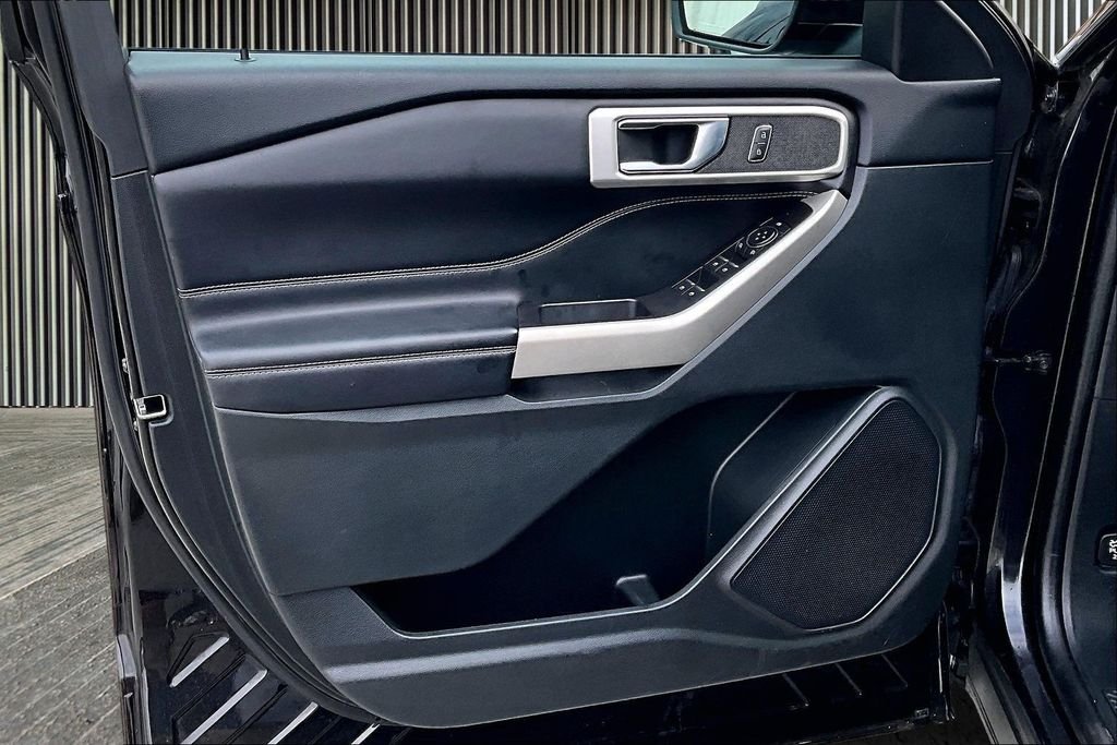 2022 Ford Explorer XLT - Photo 24