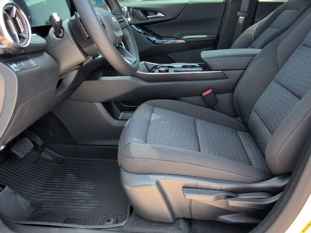 2026 Chevrolet Equinox LT - Photo 11