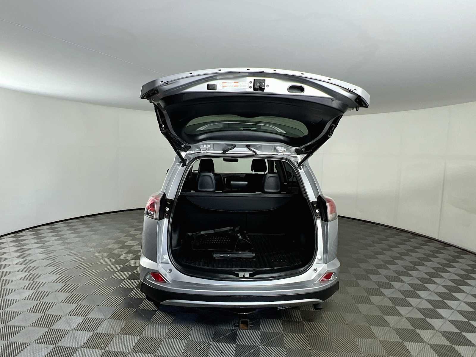 Used 2018 Silver Sky Metallic Toyota Limited image 26