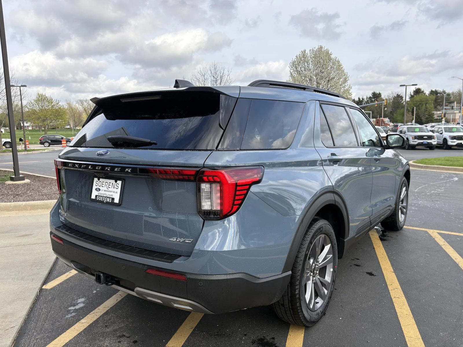 2026 Ford Explorer Active - Photo 6
