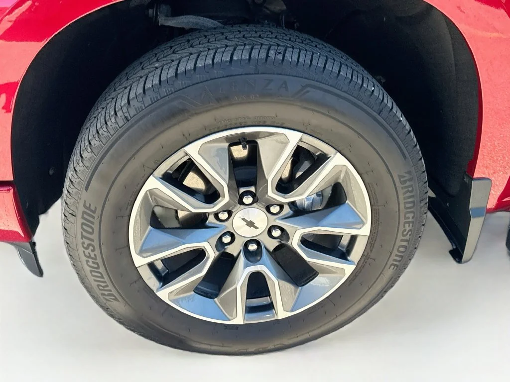 Used 2024 Red Chevrolet RST image 39