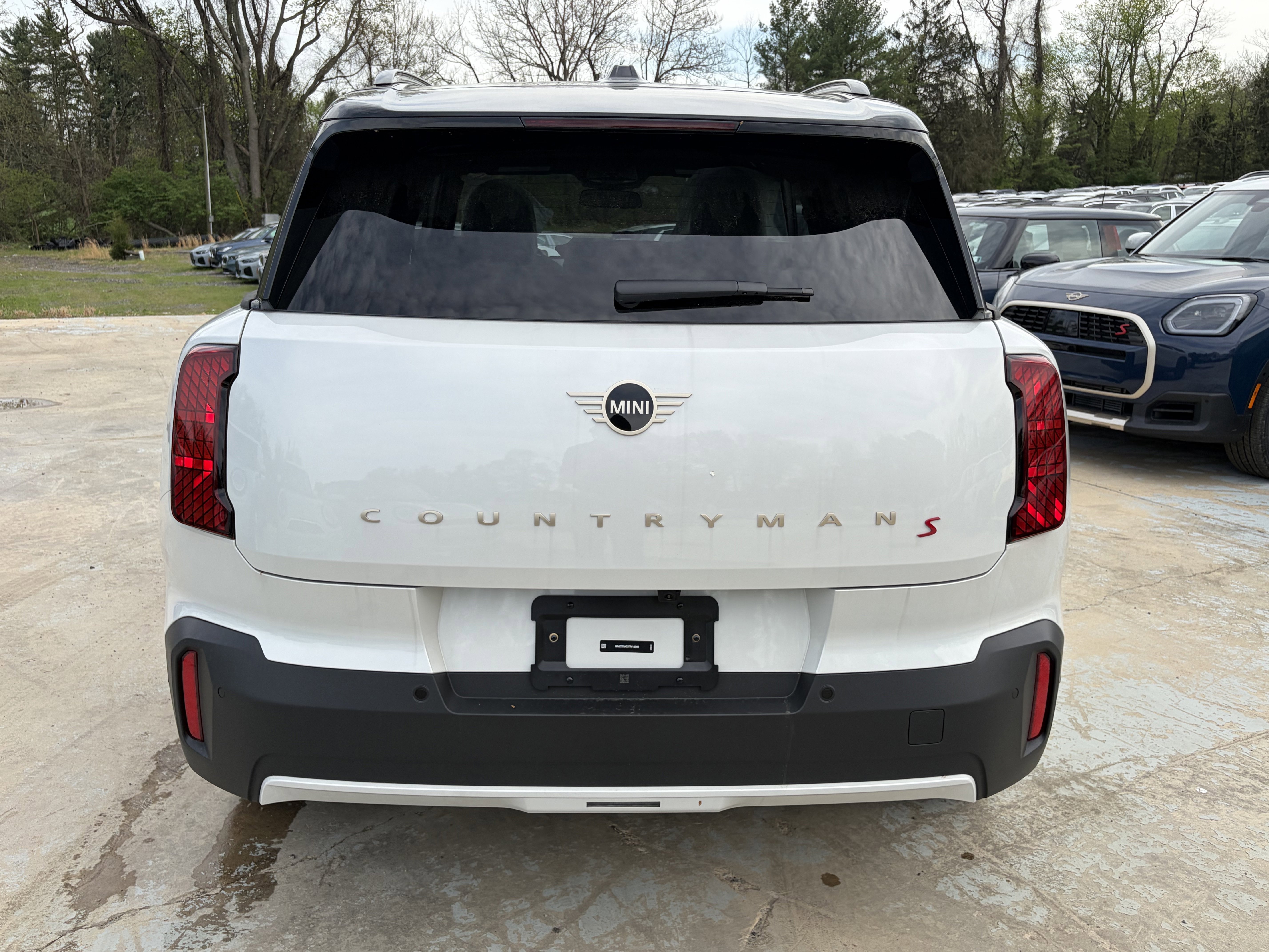 New 2026 Nanuq White Metallic MINI Oxford Edition image 6