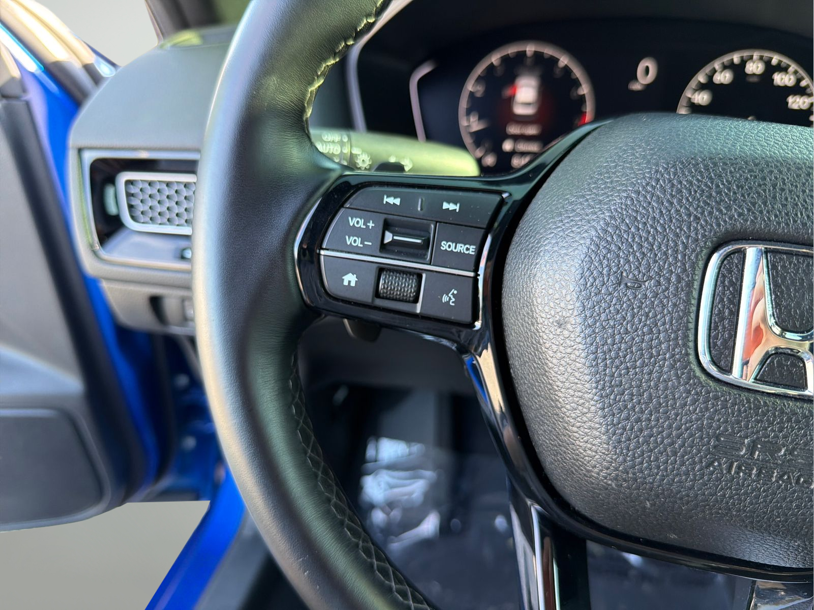 Used 2022 Blue Honda Sport image 13
