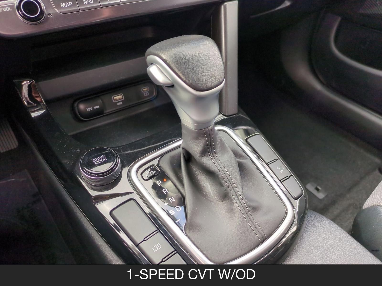 2025 Kia Seltos S - Photo 16