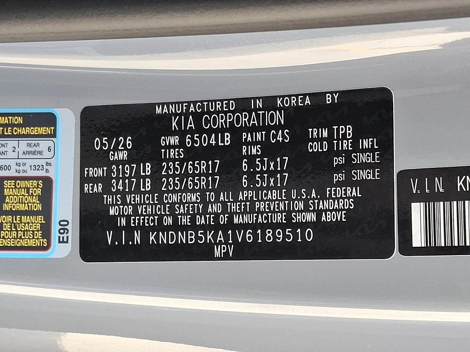 New 2027 White Kia LXS image 21