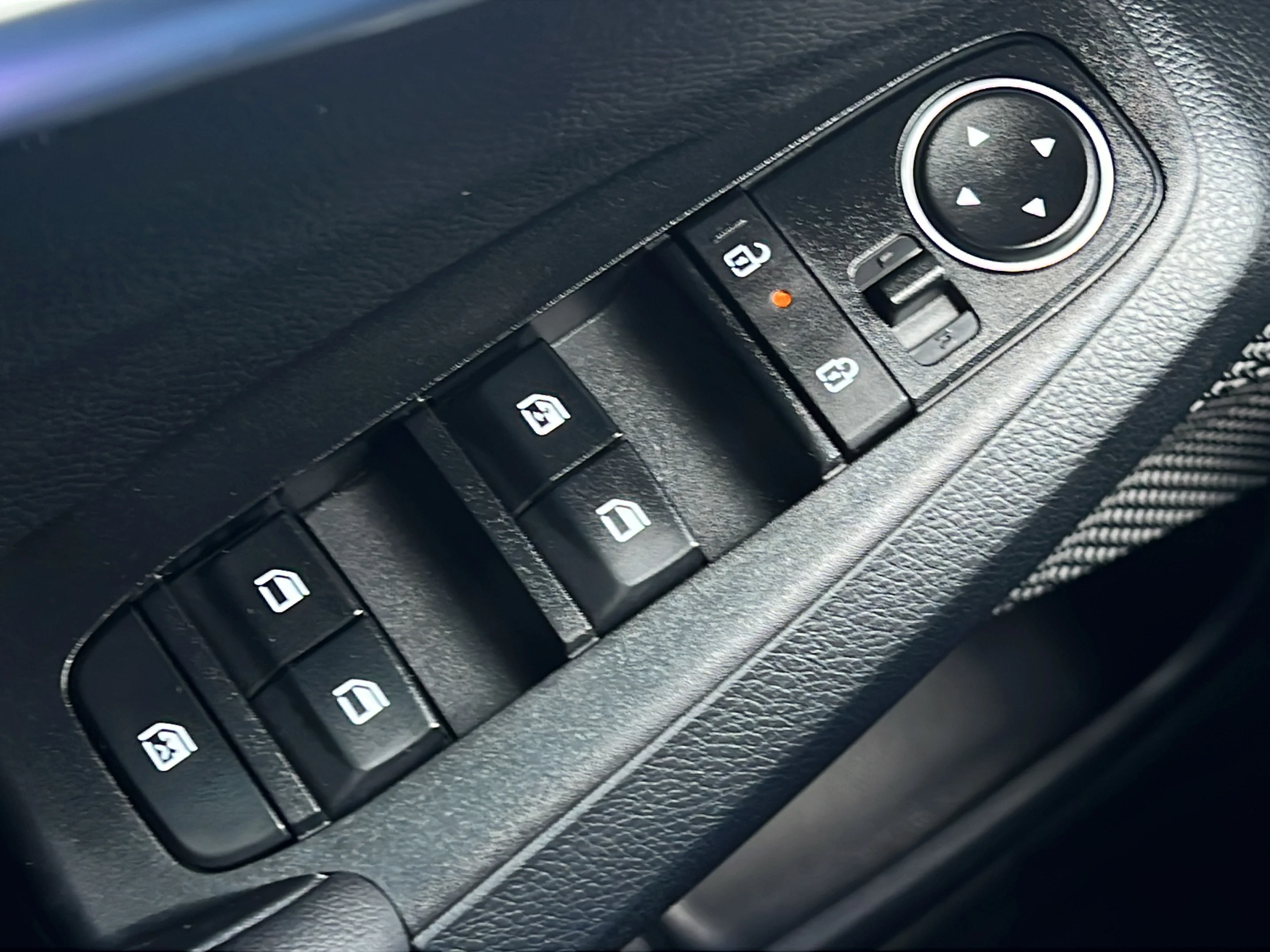 Used 2026 Pluton Blue/Black Roof Kia SX image 19