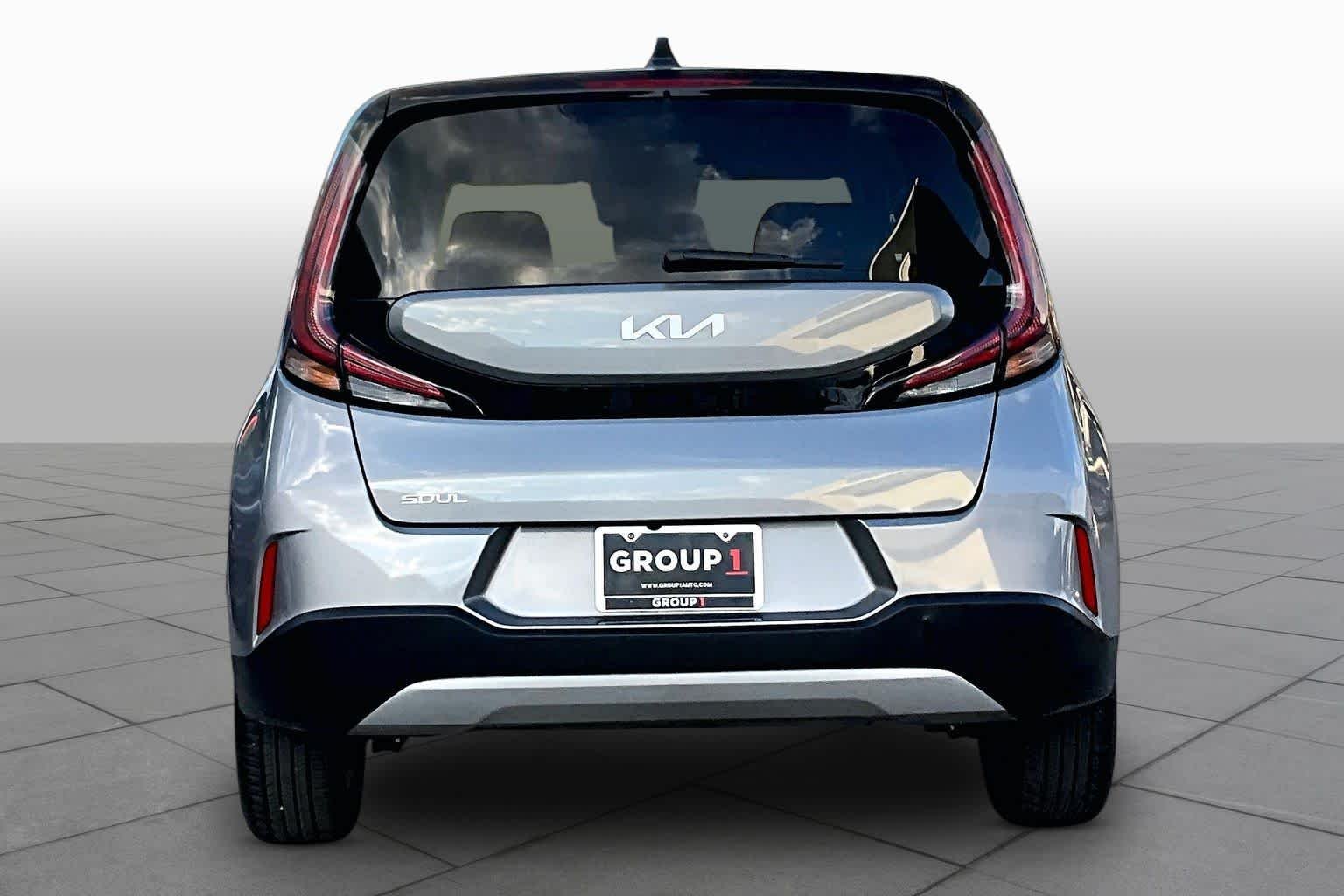 Pre-Owned 2025 Kia Soul LX