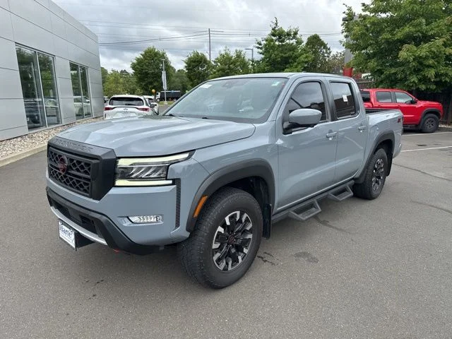 2023 Nissan Frontier PRO-4X Crew Cab 4X4's photo