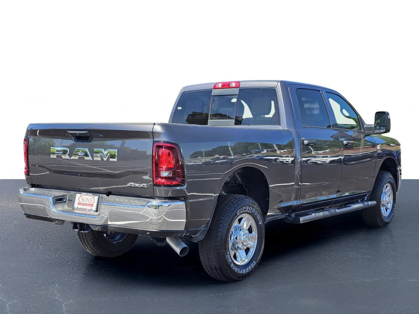 New 2026 Granite Crystal Metallic Clearcoat Ram Tradesman image 10