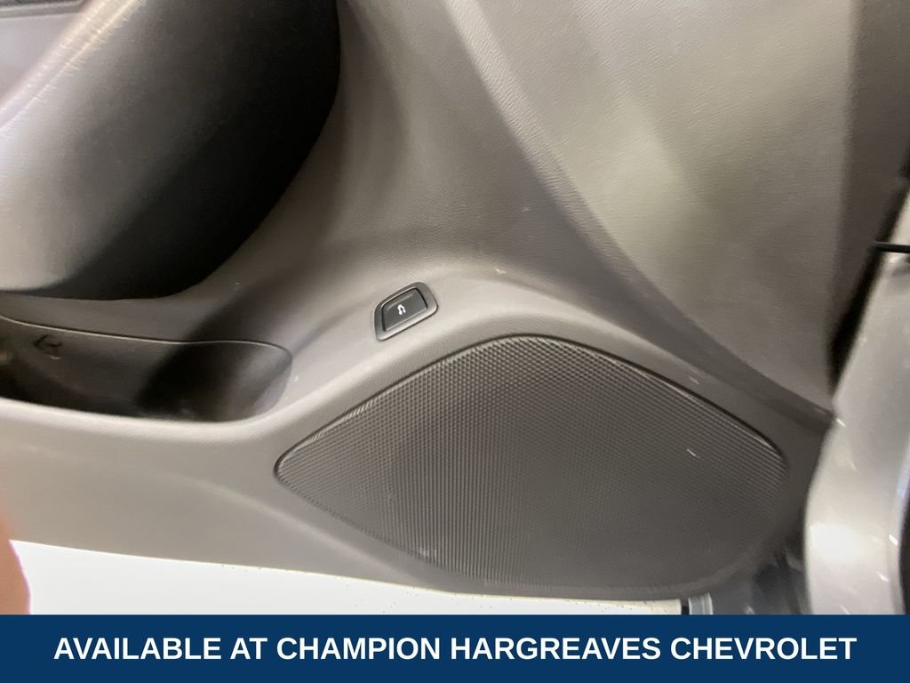 Used 2023 Silver Metallic Cadillac Sport image 32