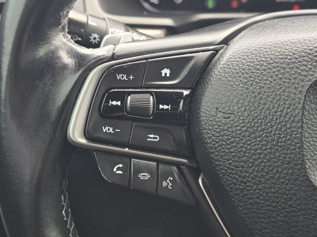 Used 2018 Black Honda Touring 1.5T image 34