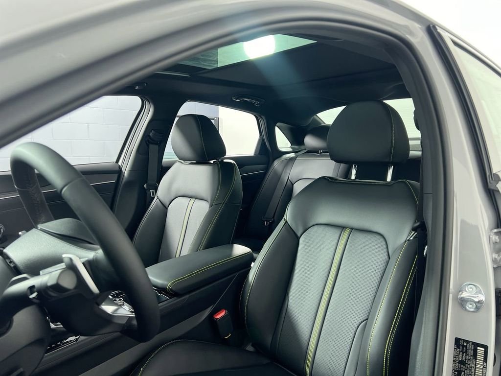 New 2026 Wolf Gray Kia GT image 14