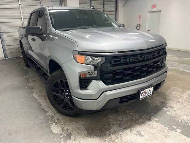 Used 2025 Sterling Gray Metallic Chevrolet Custom image 1