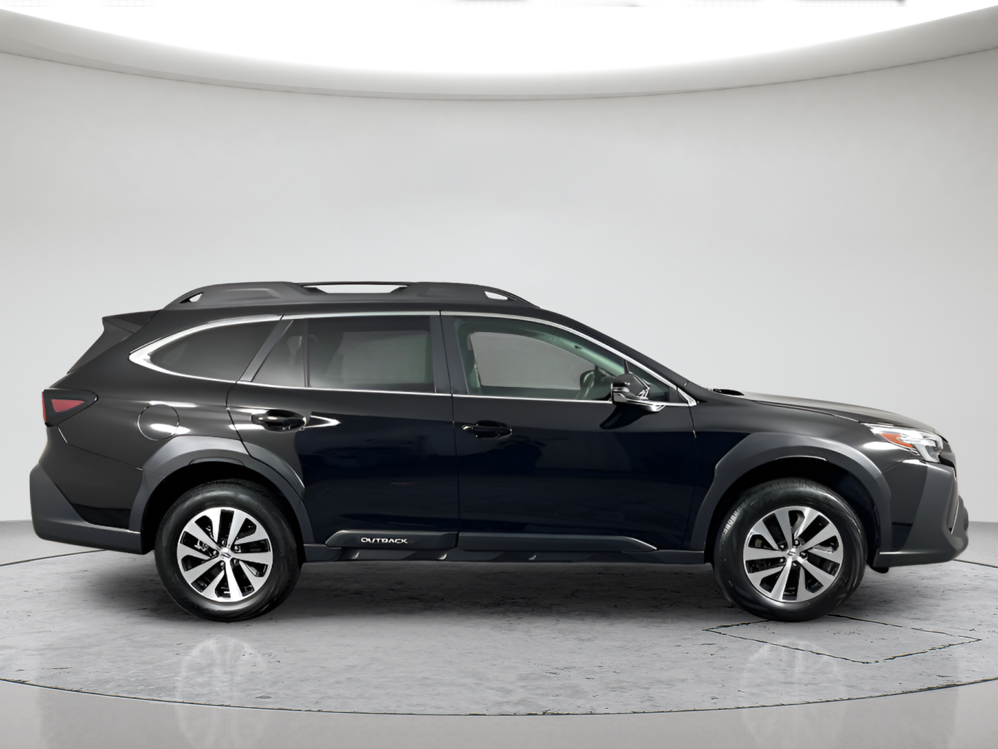 Used 2023 Crystal Black Silica Subaru Premium image 4