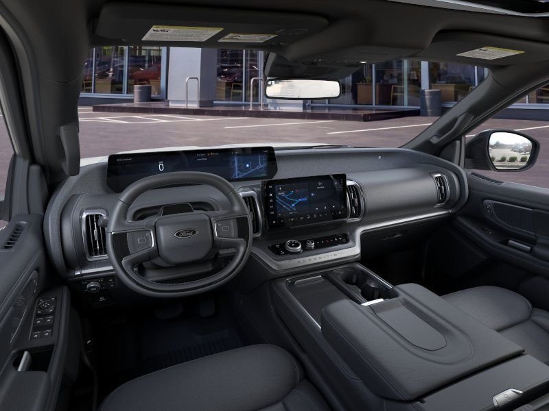 New 2025 Star White Metallic Tri-Coat Ford Platinum® MAX image 32