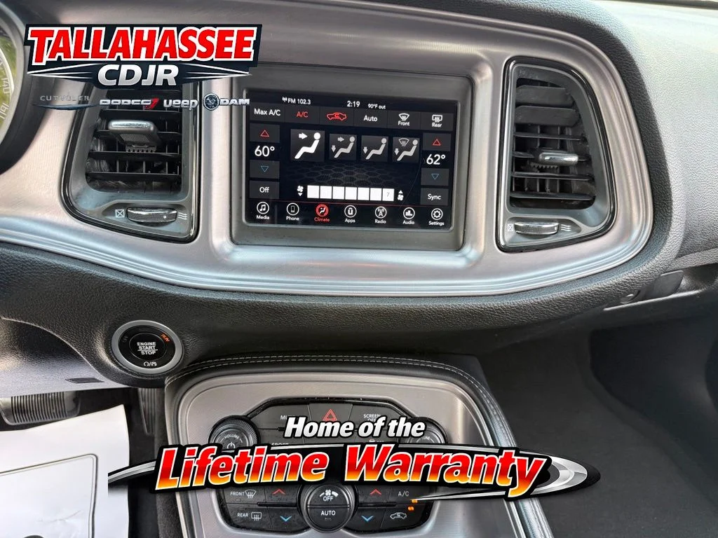 Used 2023 Green Dodge SXT image 18