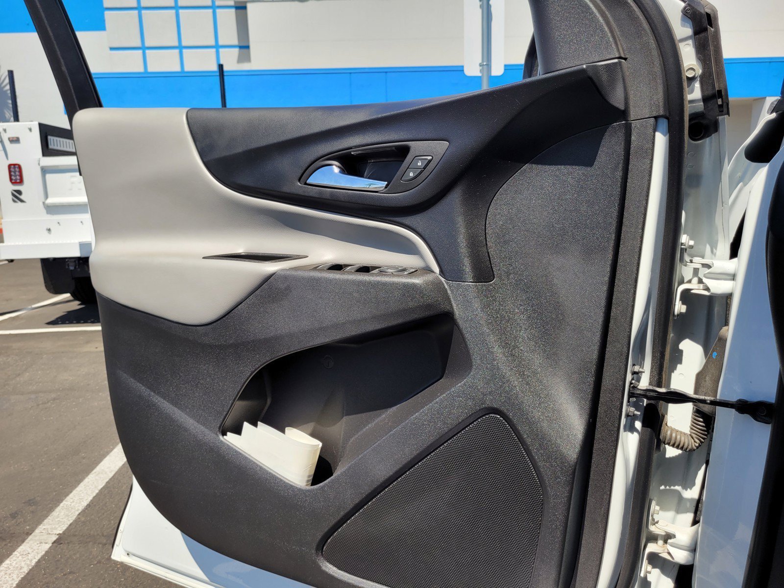 Used 2023 Summit White Chevrolet LT image 26