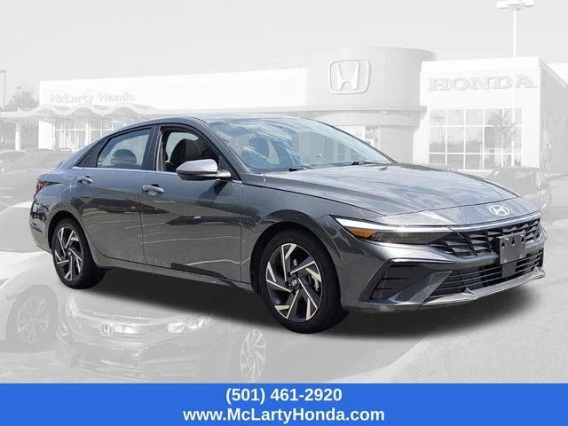 Used 2025 Gray Hyundai SEL Convenience image 5