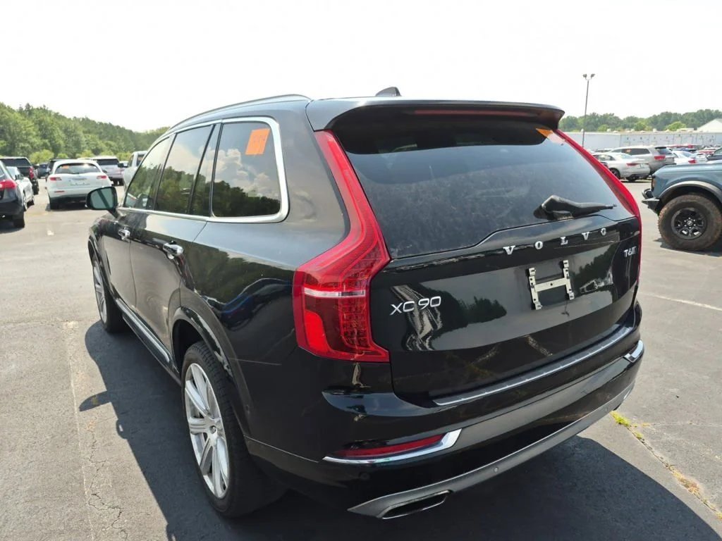 Used 2017 Black Volvo T6 Inscription image 4