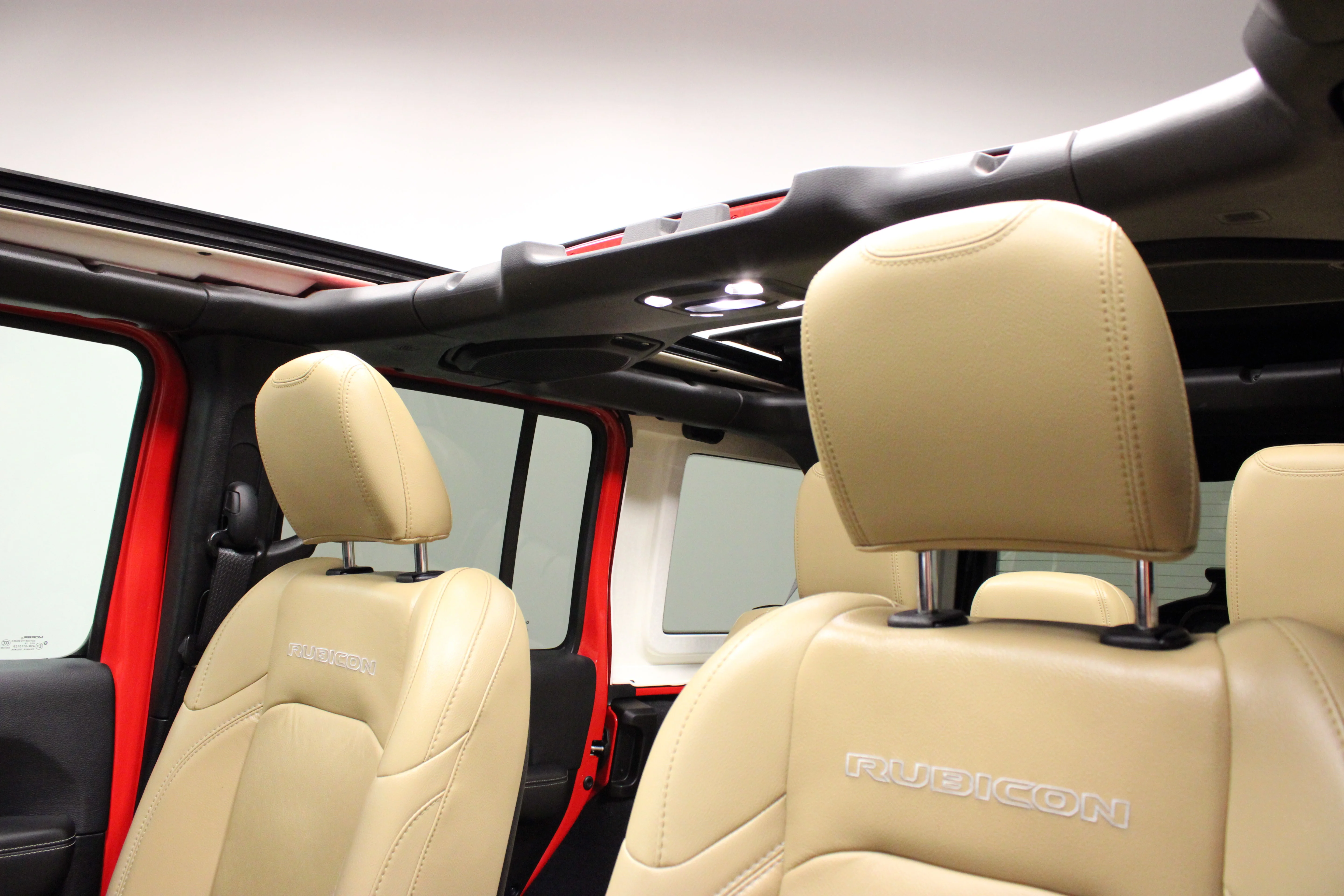 Used 2019 Firecracker Red Clearcoat Jeep Rubicon image 10