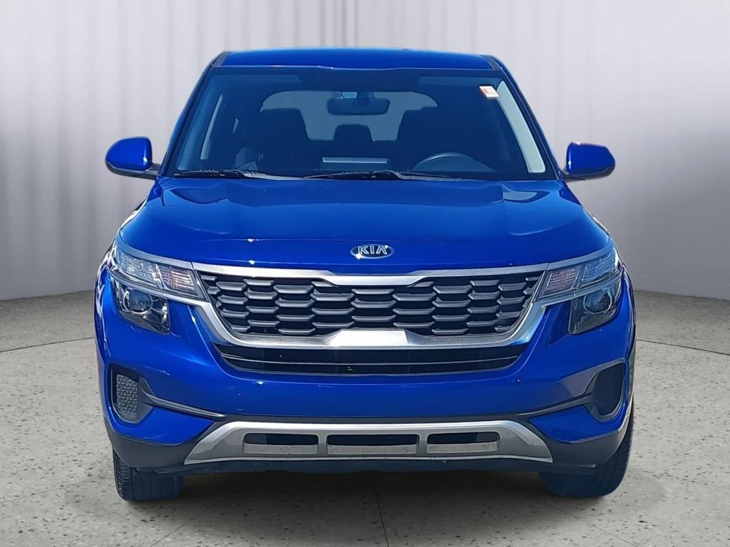 Used 2021 Blue Kia LX image 8