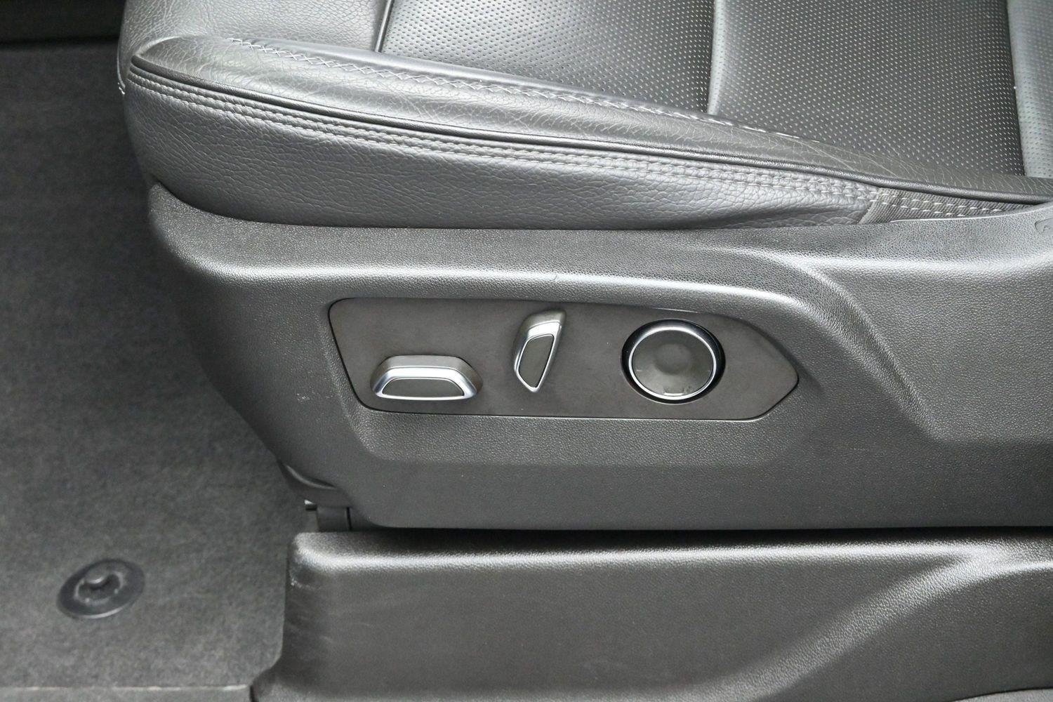Used 2021 ONYX BLACK GMC Denali image 17