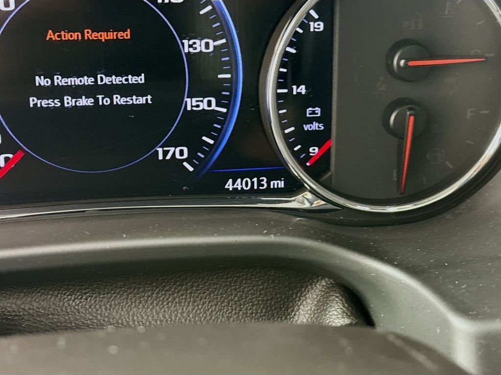 Used 2023 Black GMC SLT image 13