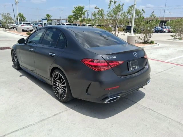 Used 2024  Mercedes-Benz C 300 image 4