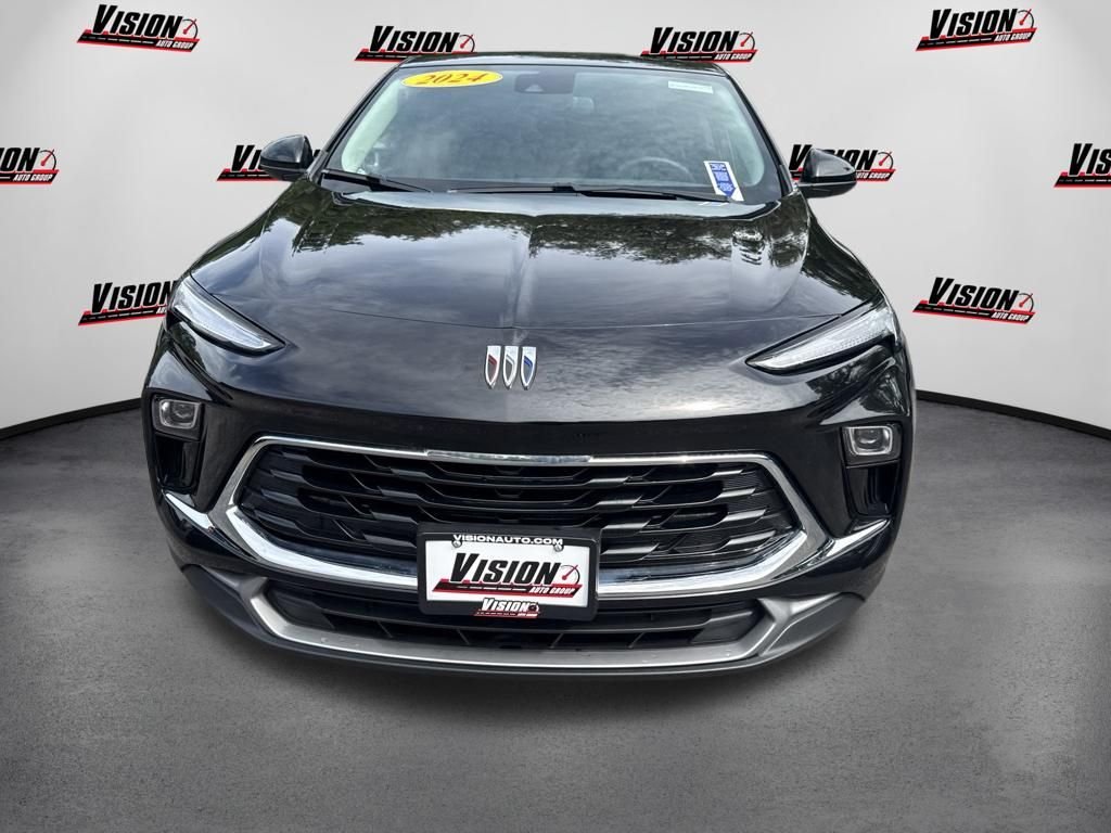Used 2024 Black Buick Preferred image 2