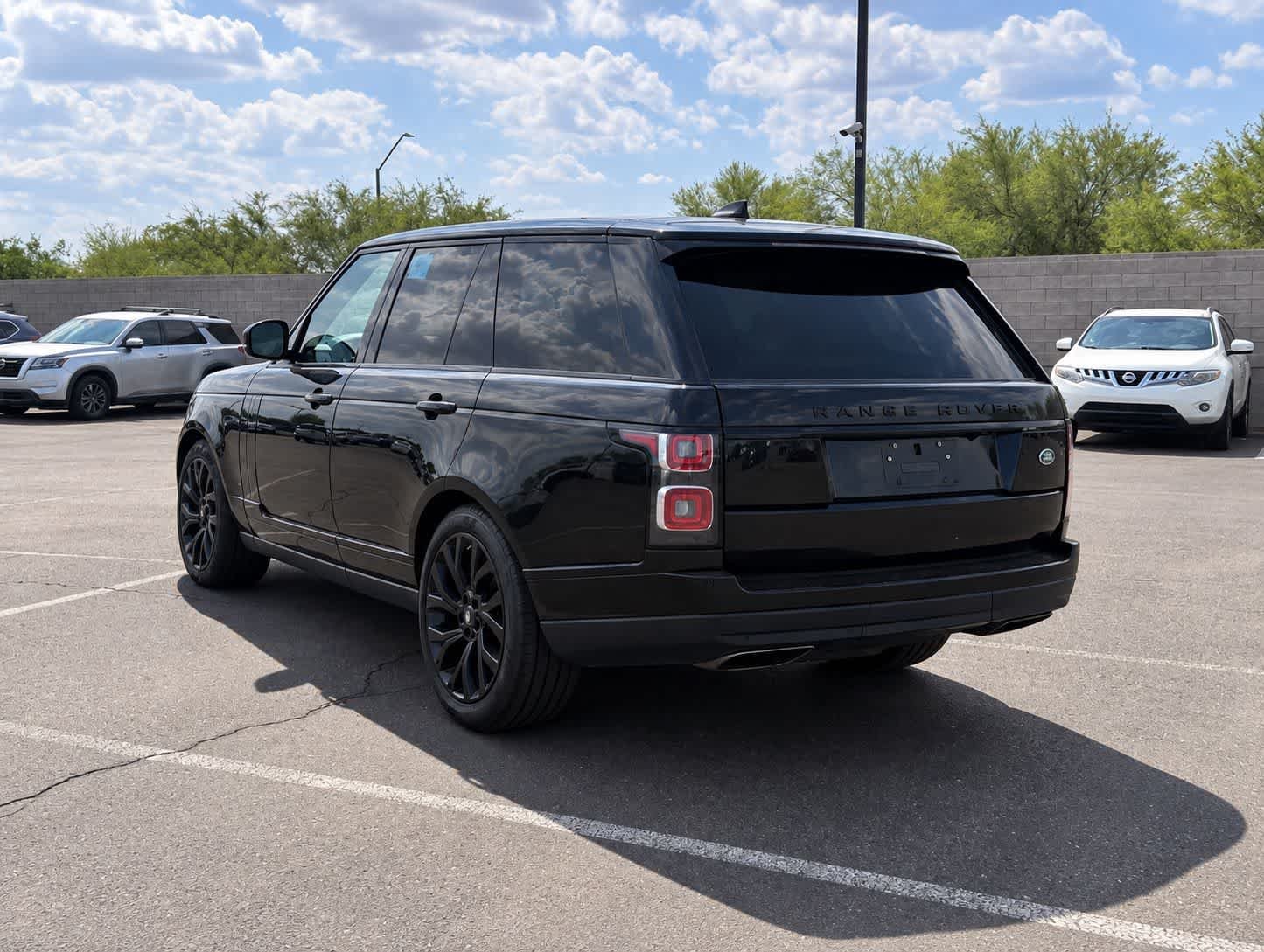Used 2021 Black Land Rover Westminster image 3