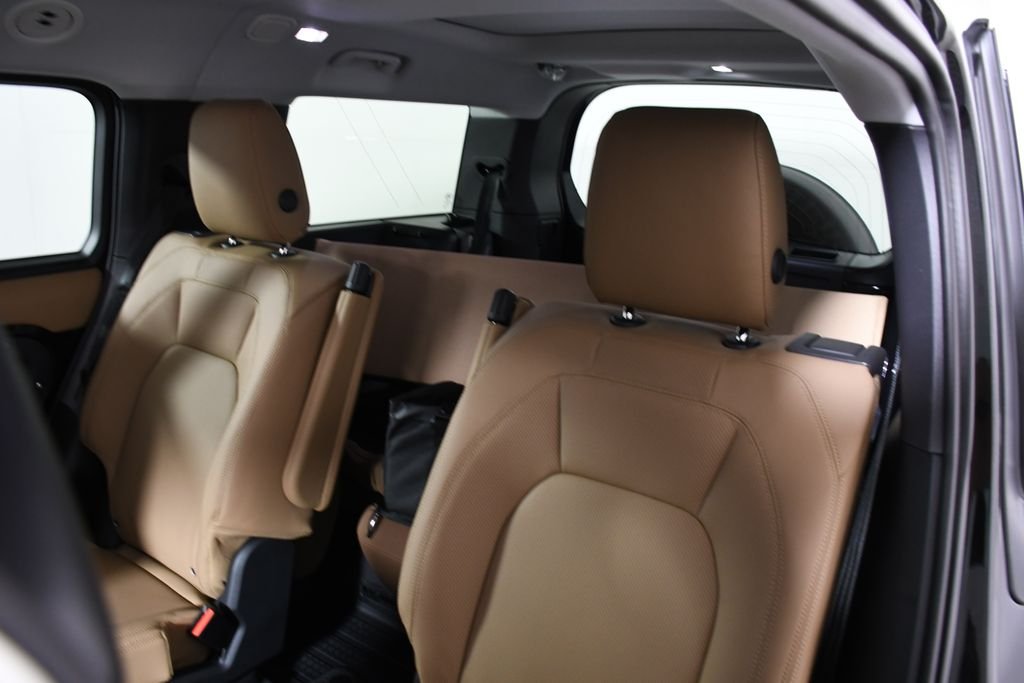 New 2026 Santorini Blk Land Rover S image 27