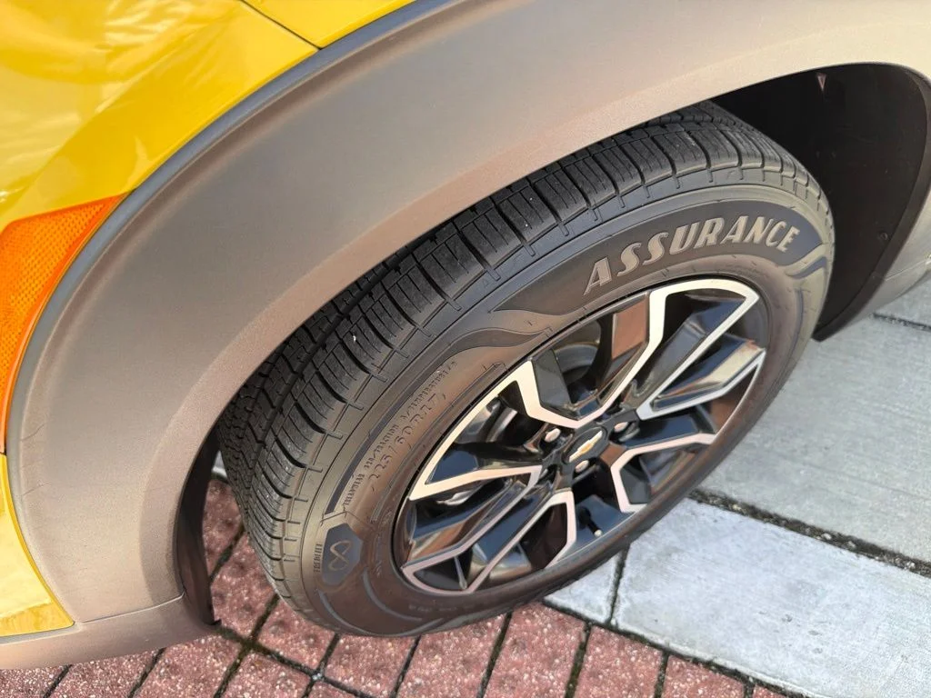 Used 2023 Yellow Chevrolet ACTIV image 11