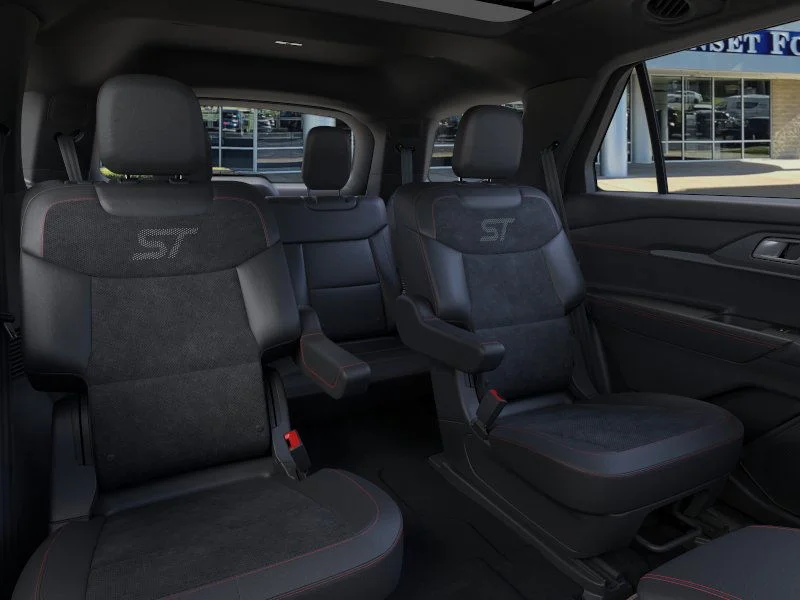 New 2026 Star White Metallic Tri-Coat Ford ST image 11