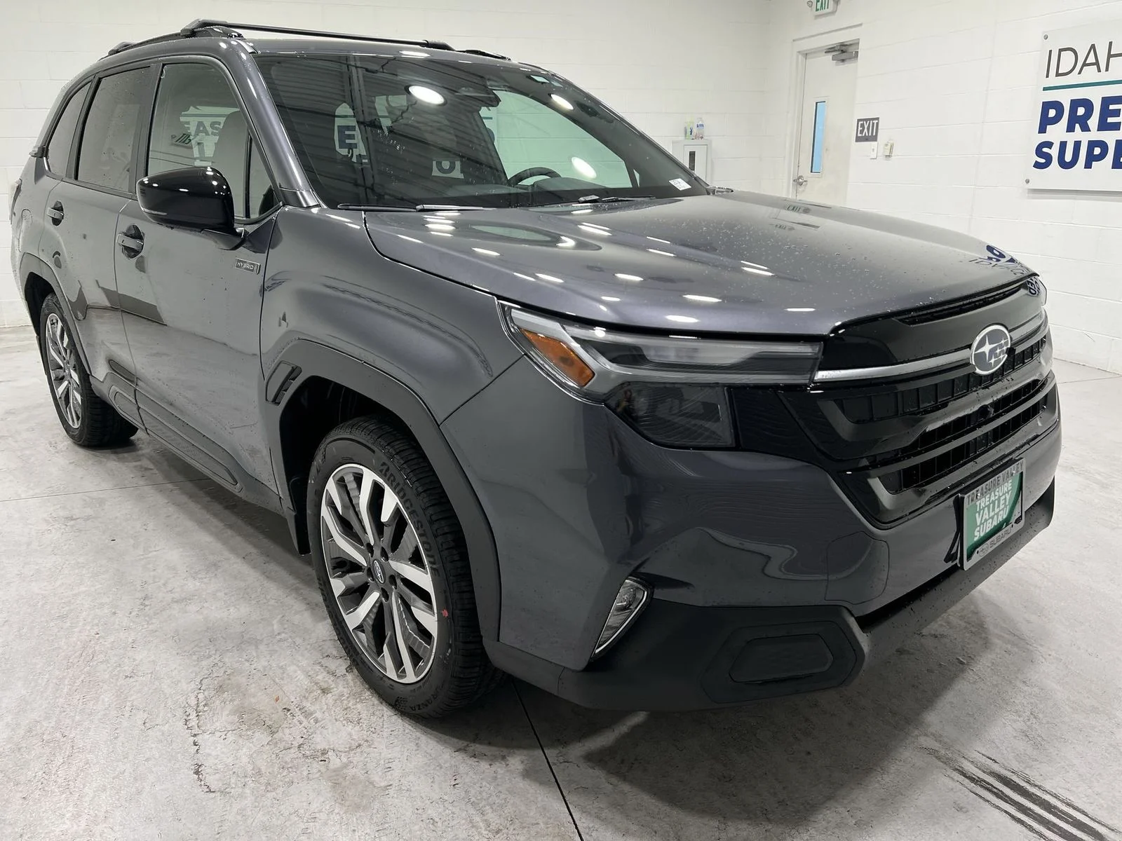 New 2026 MAGNETITE GRAY METALLIC Subaru Touring Hybrid image 2