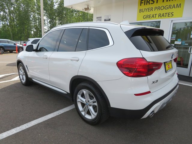 Used 2019 Alpine White BMW xDrive30i image 3
