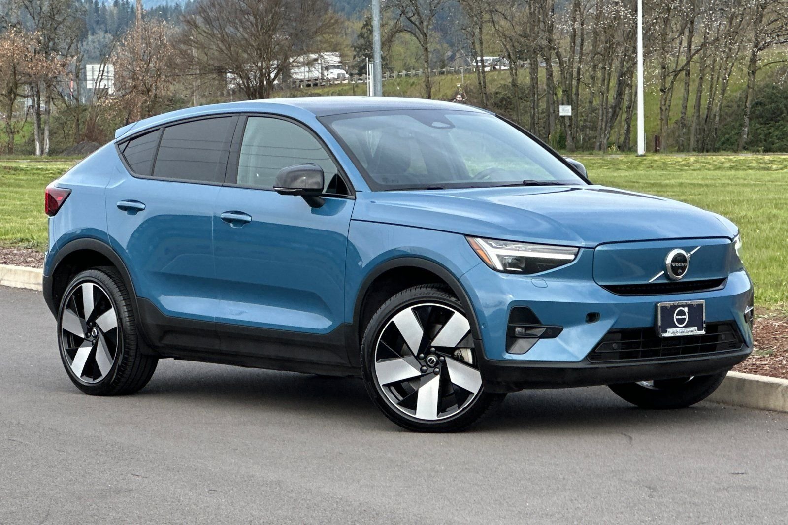 2023 Volvo C40 Ultimate