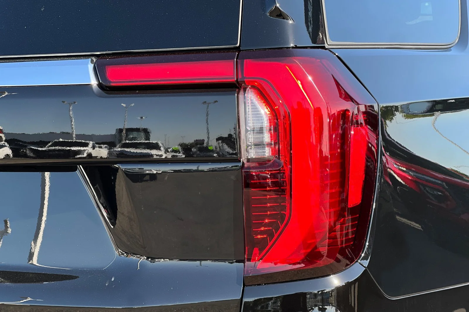 2026 GMC Yukon Elevation - Photo 28