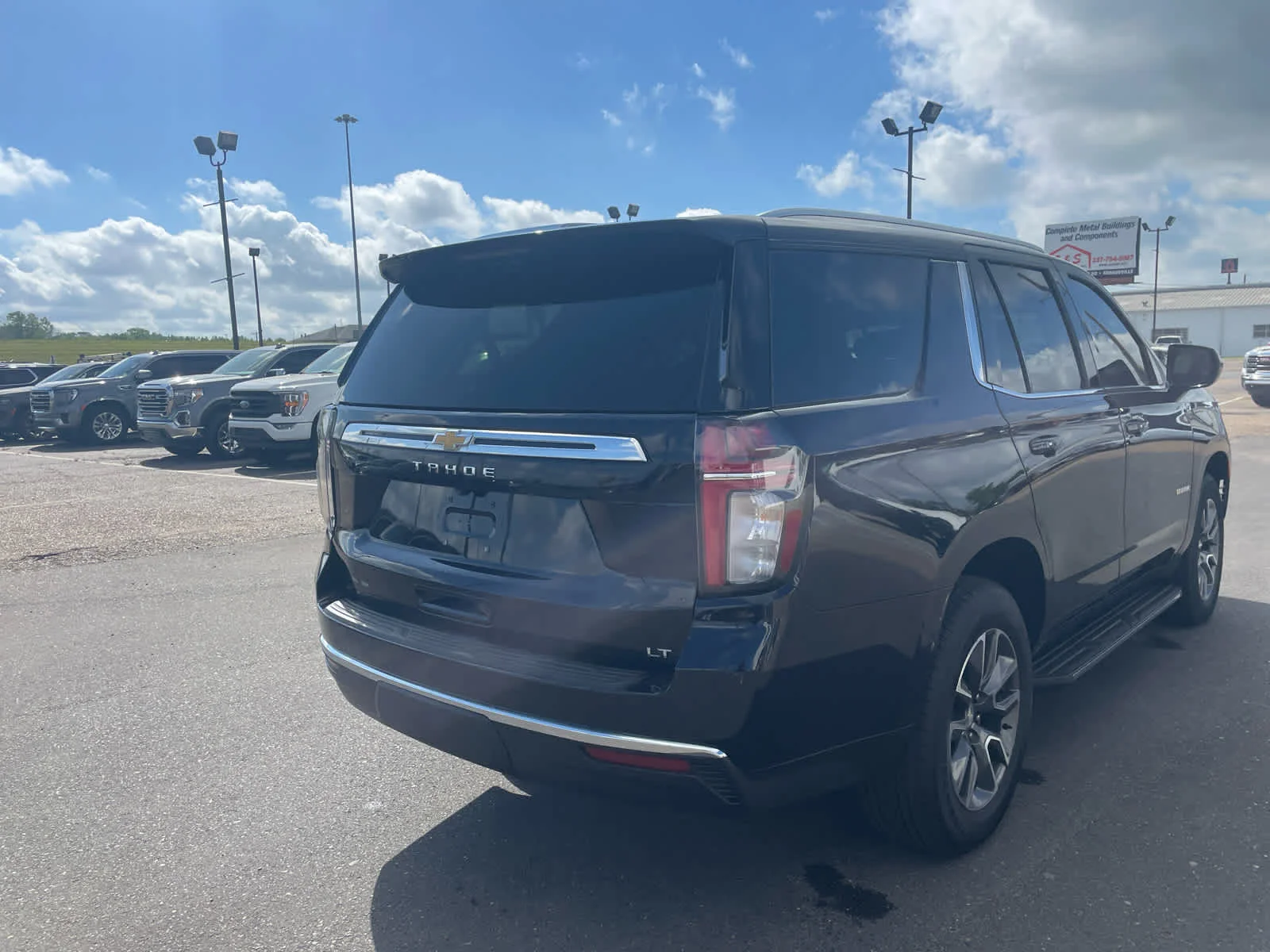 2022 Chevrolet Tahoe LT - Photo 6