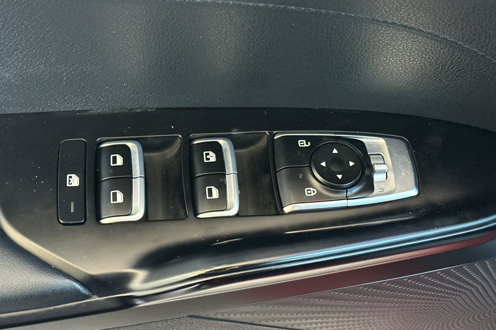 Used 2024 Red Kia GT-Line image 12