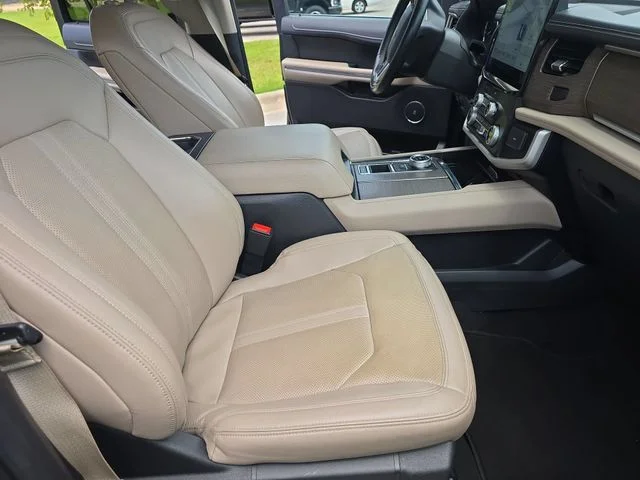 Used 2024 Black Ford Limited image 11